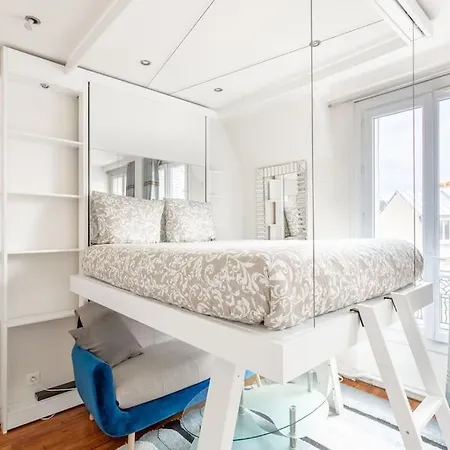 Eiffel Cozy Flat Apartment